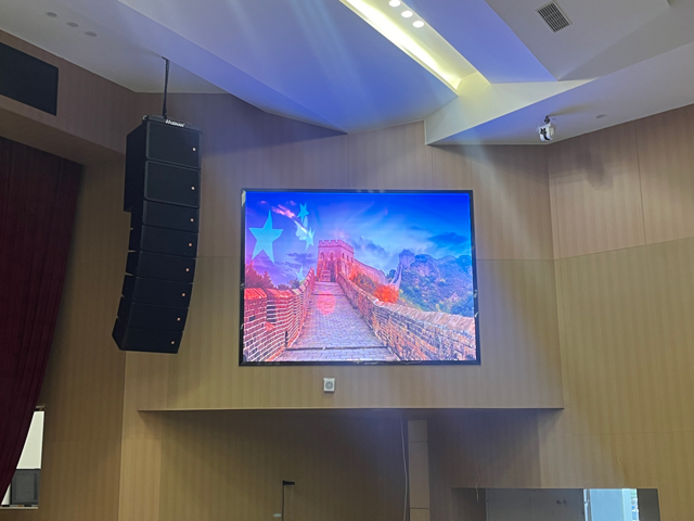 意昂体育科技助力学校报告厅舞台灯光音响工程全面升级
