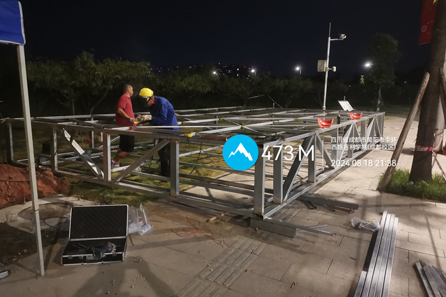 吉利学院（德阳校区）户外LED显示屏安装建设(一)